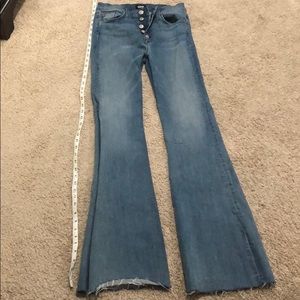 Hudson flare never worn jeans.